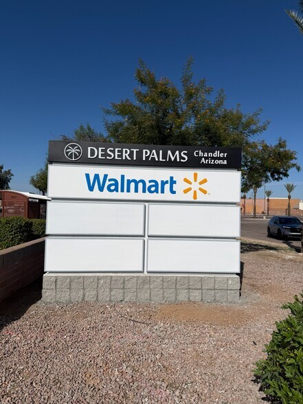 2055 N Alma School Rd, Chandler, AZ à louer - Photo de l’immeuble – Image 2 sur 17