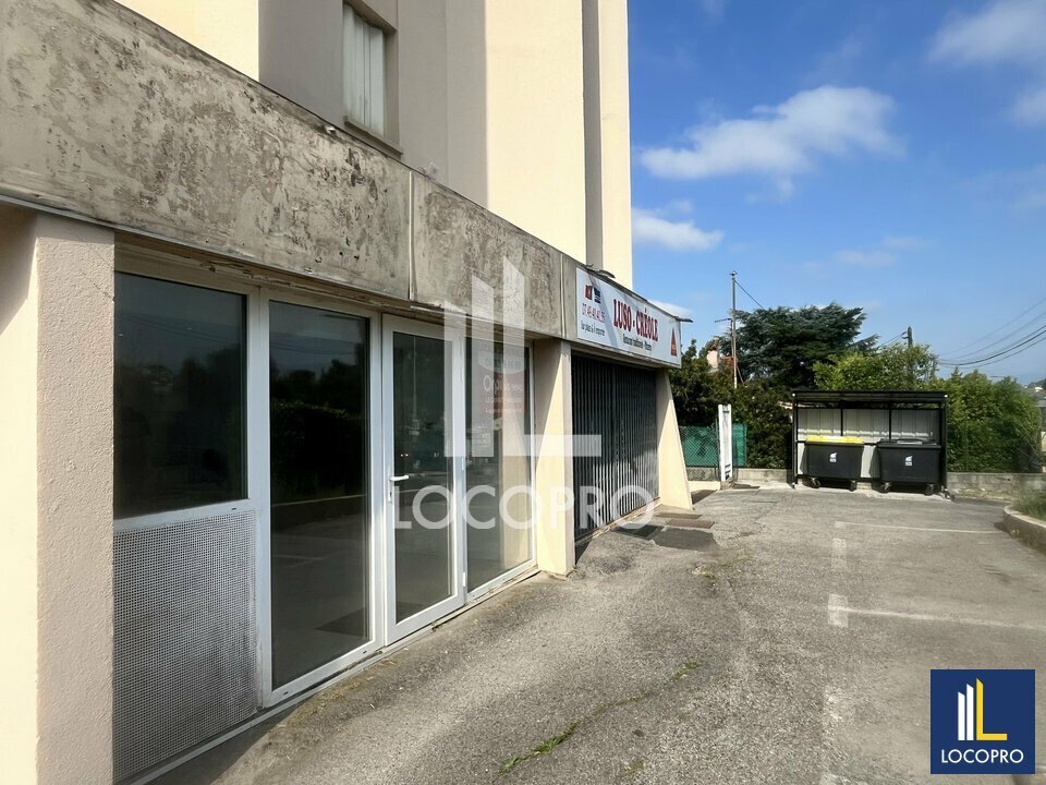 Local commercial dans Le Cannet à vendre Photo de l’immeuble– Image 1 sur 5