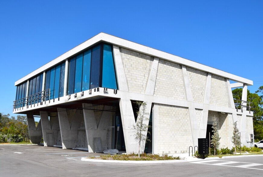 11700 SE Shell Ave, Hobe Sound, FL à vendre - Photo de l’immeuble – Image 3 sur 10