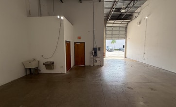 534 Mercantile Pl, Port Saint Lucie, FL à louer Photo intérieure– Image 2 sur 2