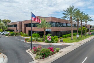 Plus de détails pour 3333 E Camelback Rd, Phoenix, AZ - Bureau/Médical à louer