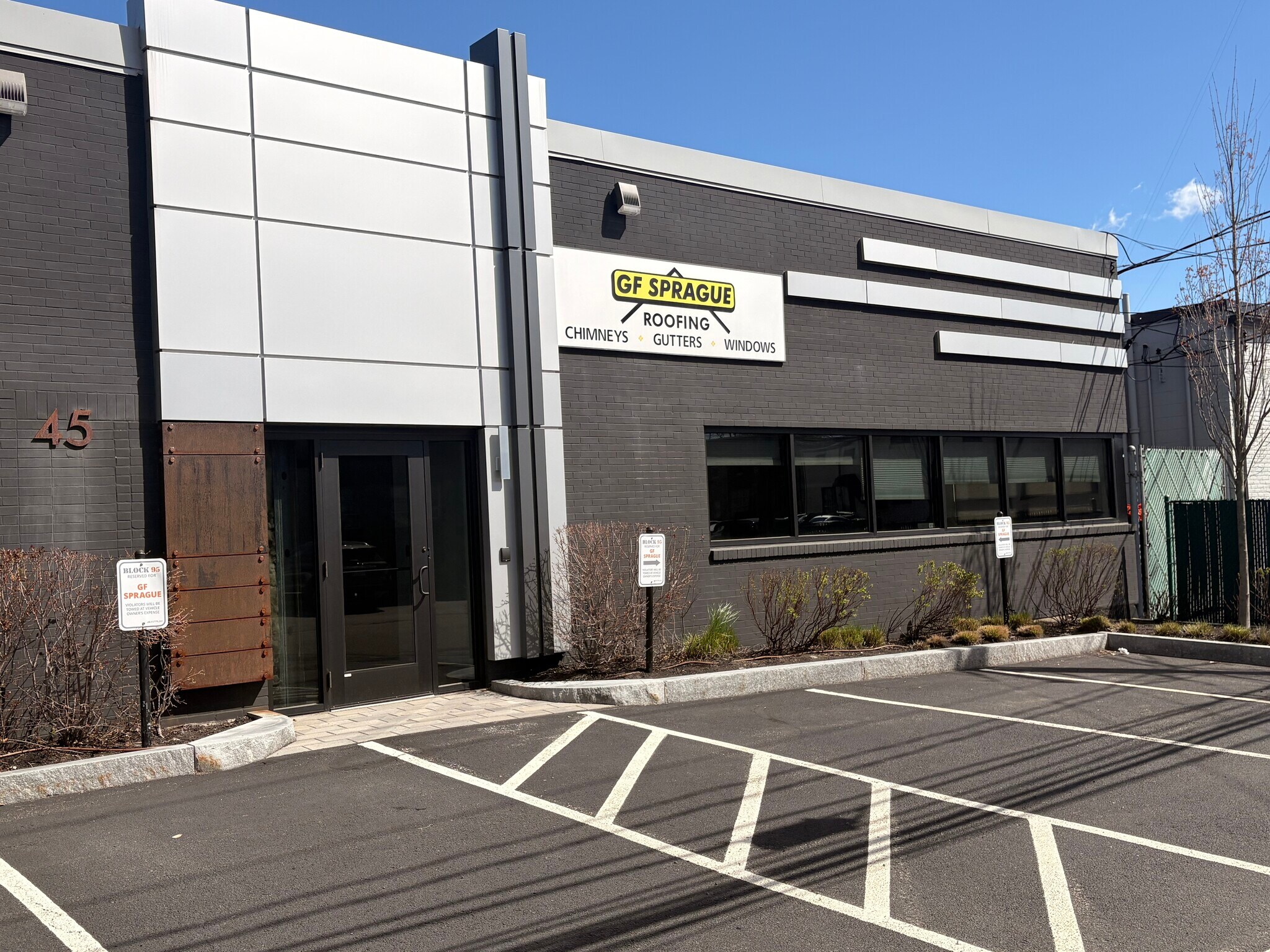 45 Kearney Rd, Needham, MA à louer Photo de l’immeuble– Image 1 sur 5