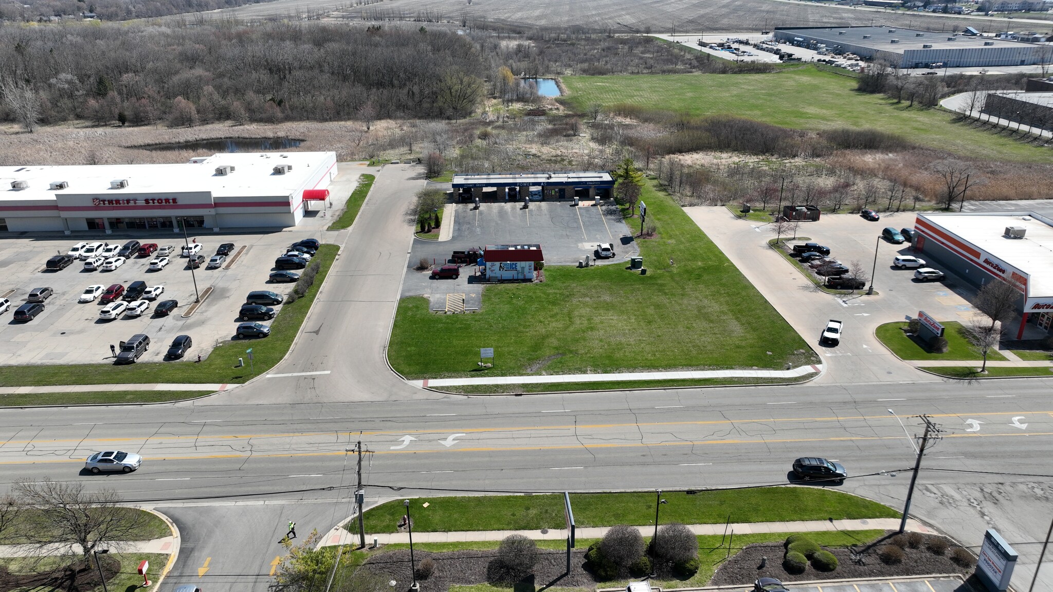 355 Barbara Ln, Montgomery, IL à vendre Photo principale– Image 1 sur 2