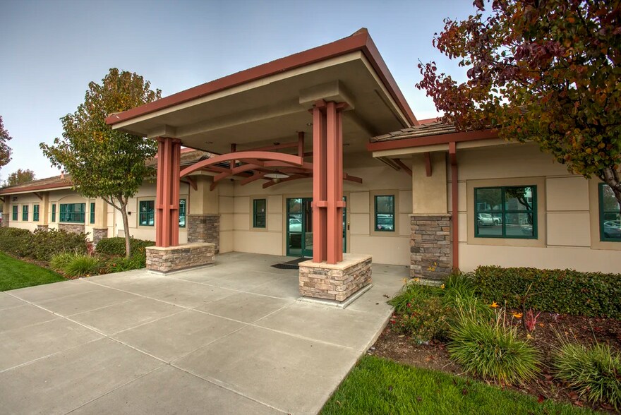 2075 Arena Blvd, Sacramento, CA à vendre - Photo principale – Image 1 sur 12