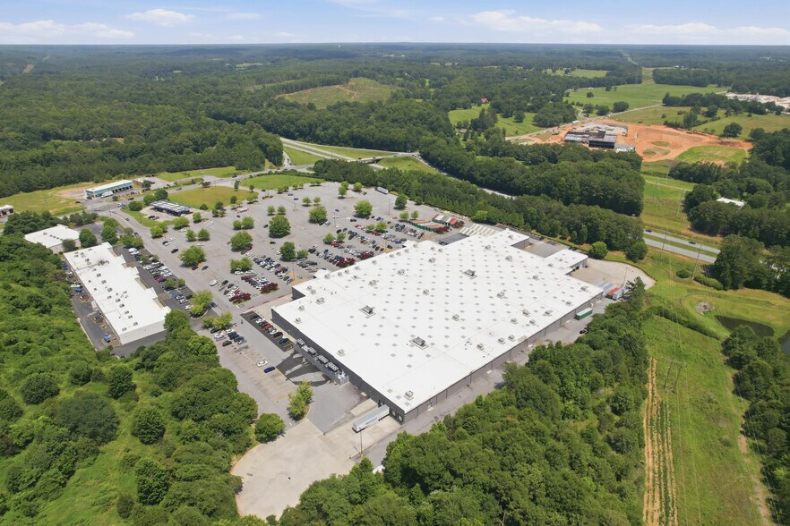 1467 Eighteen Mile Rd, Central, SC à vendre - Photo principale – Image 1 sur 4