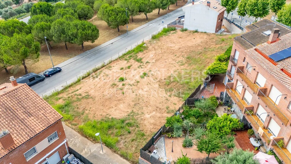 Terrain dans Castellbisbal, Barcelona à vendre - Photo de l’immeuble – Image 3 sur 15