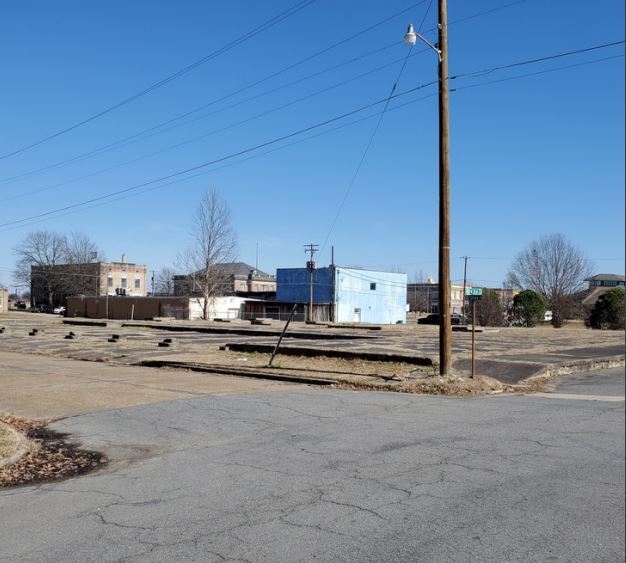 3rd Avenue, Pine Bluff, AR à vendre - Photo de l’immeuble – Image 3 sur 7