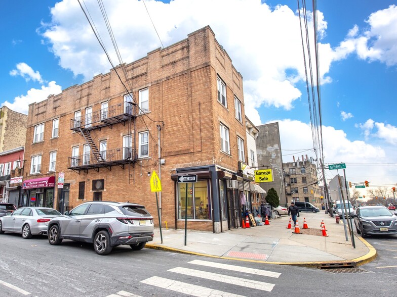 3396 John F Kennedy Blvd, Jersey City, NJ à vendre - Photo de l’immeuble – Image 3 sur 29