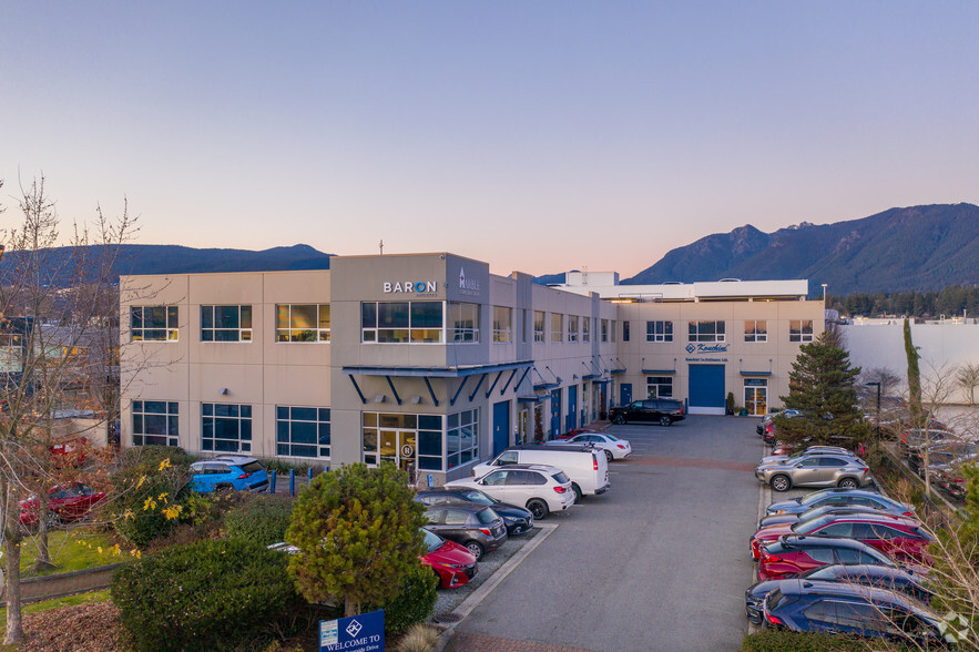 930 Harbourside Dr, North Vancouver, BC à louer - Photo principale – Image 1 sur 1