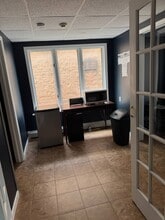 2483 Arthur Kill Rd, Staten Island, NY à louer Photo intérieure– Image 1 sur 9