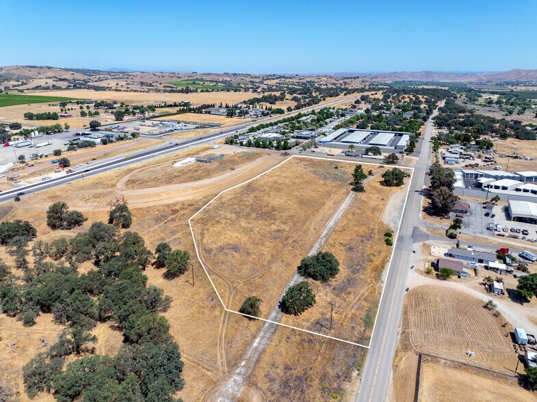 6229 Monterey Rd, Paso Robles, CA à vendre - Photo de l’immeuble – Image 3 sur 11