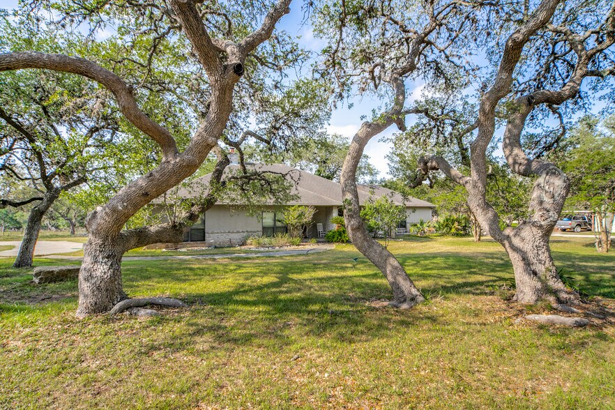 127 Highway 46 W, Boerne, TX à vendre - Photo de l’immeuble – Image 3 sur 25