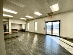 1523-1529 Cliff Gookin Blvd, Tupelo, MS à louer Photo intérieure– Image 1 sur 13