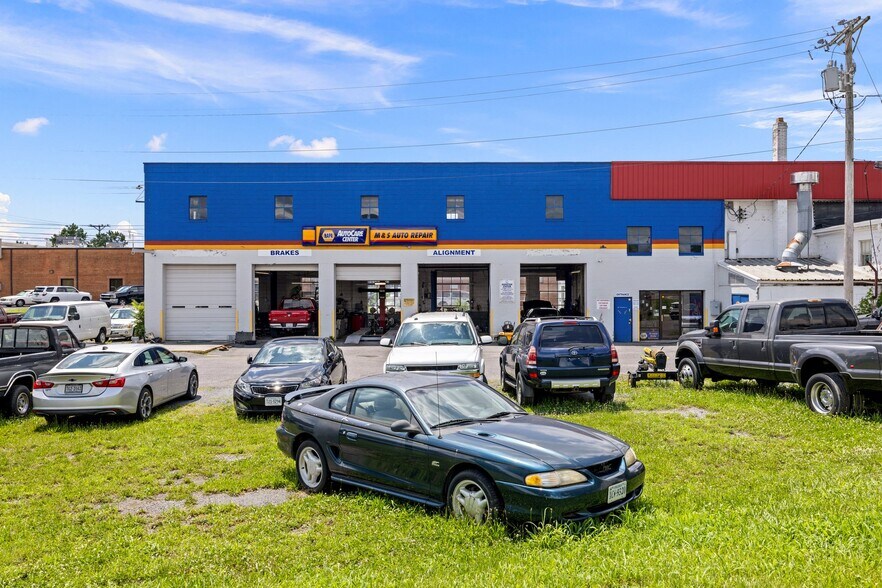 530 N Main St, Harrisonburg, VA à vendre - Photo de l’immeuble – Image 3 sur 16