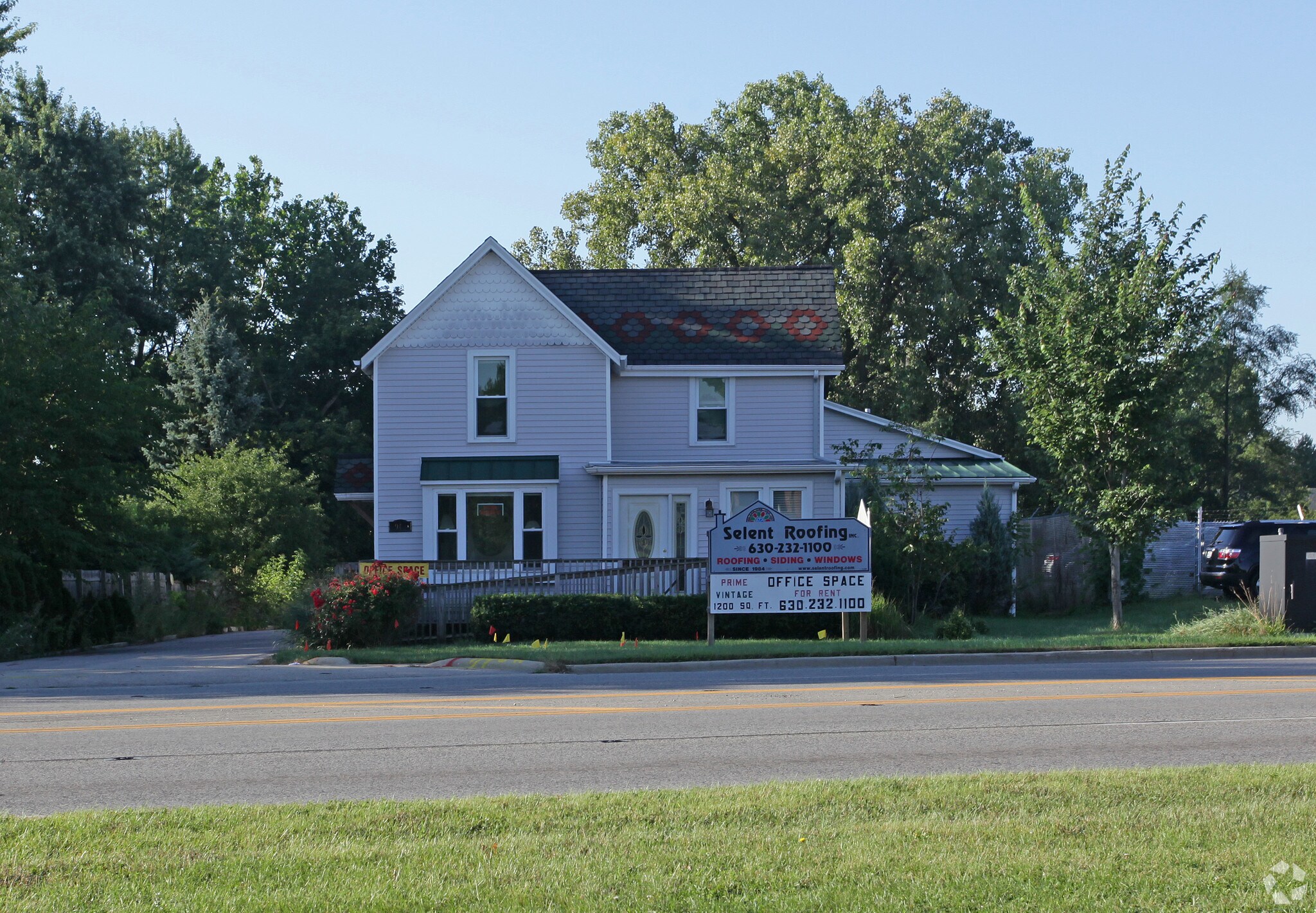 942 E State St, Geneva, IL à vendre Photo principale– Image 1 sur 22