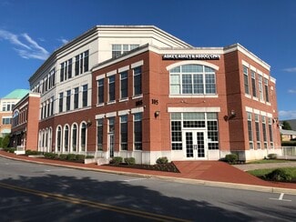 Plus de détails pour 105 Centennial St, La Plata, MD - Bureau à vendre