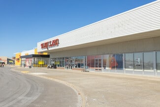 Plus de détails pour 525 Welland Ave, St Catharines, ON - Local commercial à louer