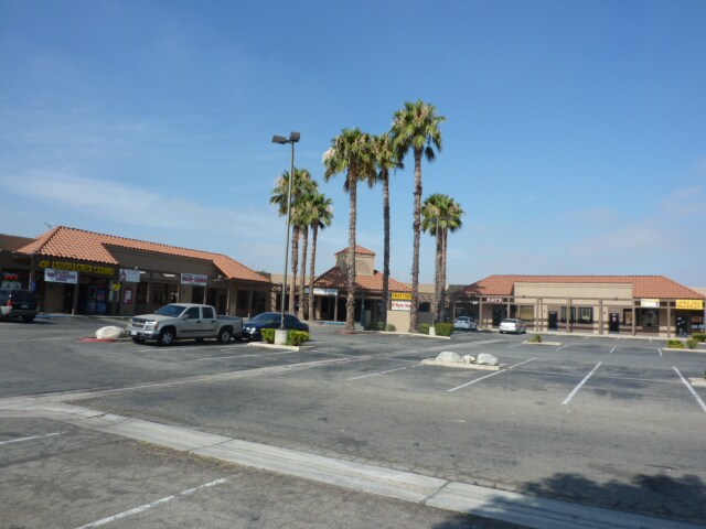 14051 Indian St, Moreno Valley, CA à louer - Photo de l’immeuble – Image 3 sur 4