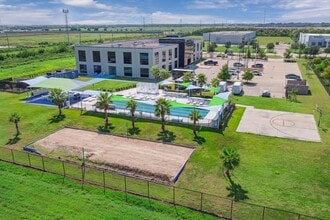 9251 Park South Vw, Houston, TX à louer Aérien– Image 2 sur 15