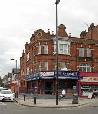 Plus de détails pour 379 Uxbridge Rd, Londres - Local commercial à louer