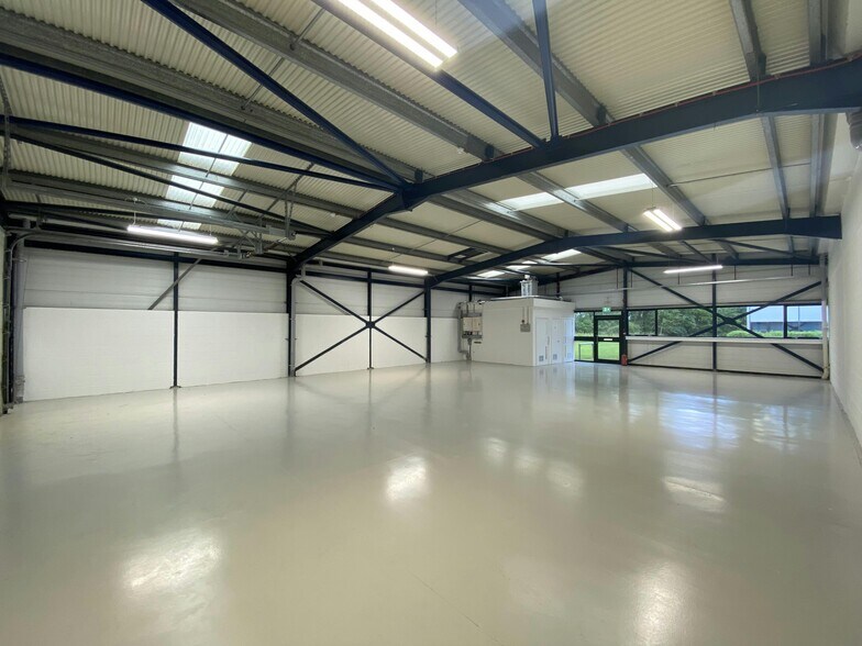 31-35 Langlands Pl, East Kilbride à louer - Photo de l’immeuble – Image 3 sur 8