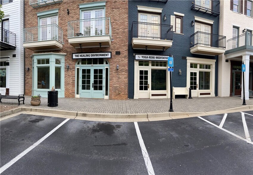 1675 Cumberland Parkway - Unit 202-203-Bld 200, Smyrna, GA à vendre - Photo de l’immeuble – Image 2 sur 18