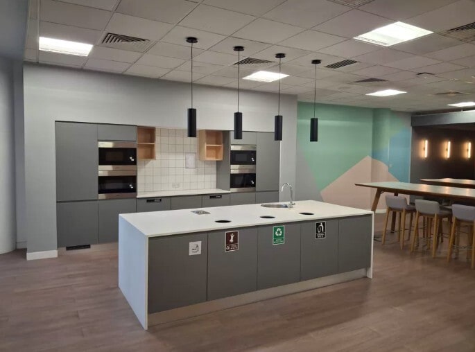 Basingstoke Rd, Reading à louer Photo intérieure– Image 1 sur 8