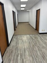 13500 Midway Rd, Farmers Branch, TX à louer Photo intérieure– Image 2 sur 11