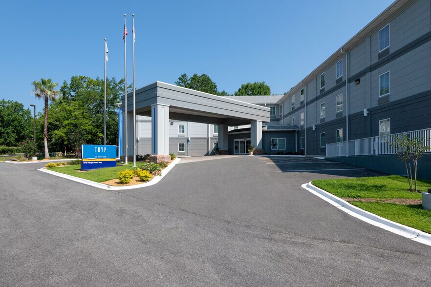 Florida Hospitality Pair: TRYP & Sonesta portefeuille de 2 biens à vendre sur LoopNet.fr - Photo de l’immeuble – Image 3 sur 18