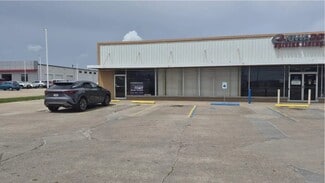 Plus de détails pour 2849 N Court St, Ottumwa, IA - Local d'activités à louer