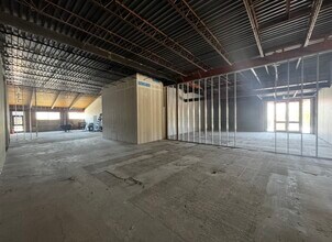 2500 Yale Blvd SE, Albuquerque, NM à louer Photo intérieure– Image 2 sur 7