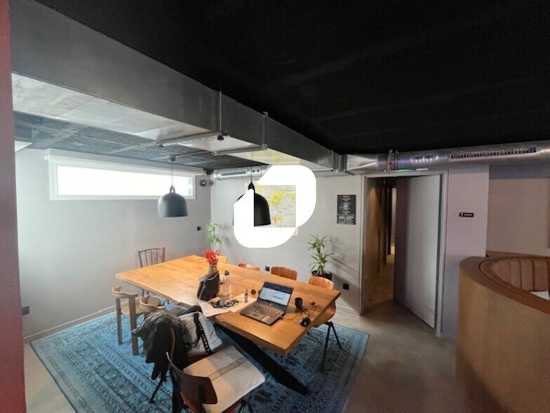 Bureau dans Vanves à louer - Photo de l’immeuble – Image 3 sur 8