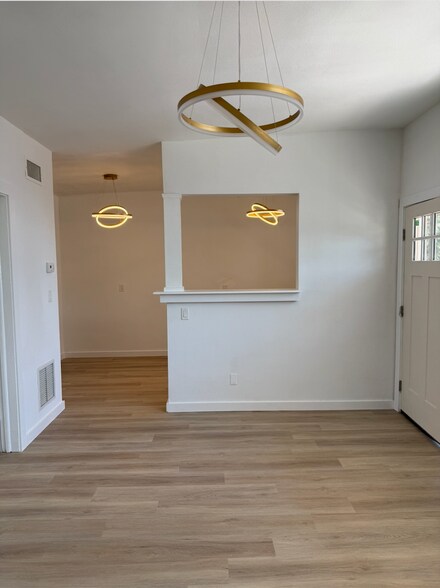1633 San Marco Blvd, Jacksonville, FL à louer - Photo de l’immeuble – Image 3 sur 6