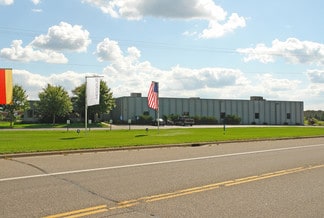 Plus de détails pour 400 Apollo Dr, Circle Pines, MN - Industriel/Logistique à vendre