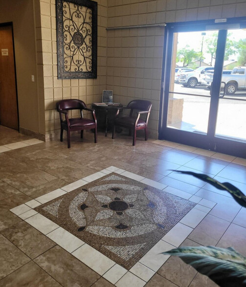 8715 W Union Hills Dr, Peoria, AZ à louer - Photo intérieure – Image 2 sur 4