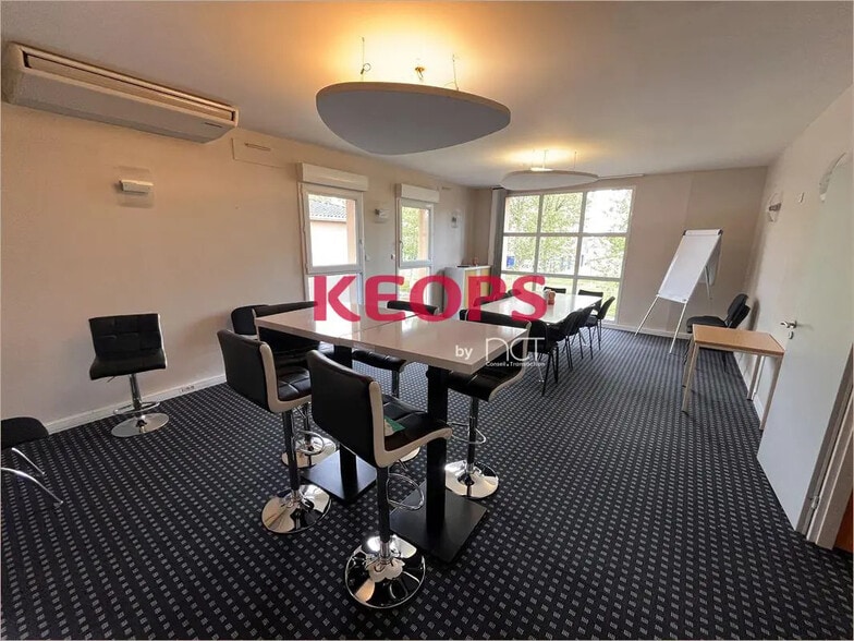 Bureau dans Toulouse à louer - Photo de l’immeuble – Image 2 sur 10