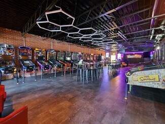 Plus de détails pour 521 S Glenstone Ave, Springfield, MO - Local commercial à louer