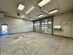 960-1038 Industrial Park Rd, Orem, UT à louer Photo intérieure– Image 2 sur 2