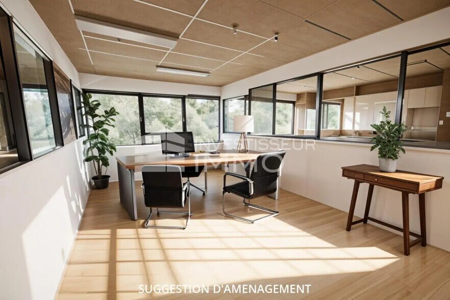 Bureau dans Noisy-le-Grand à louer - Photo de l’immeuble – Image 1 sur 2