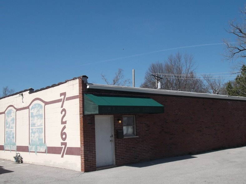 7267 Olive Blvd, University City, MO à vendre - Photo de l’immeuble – Image 1 sur 3