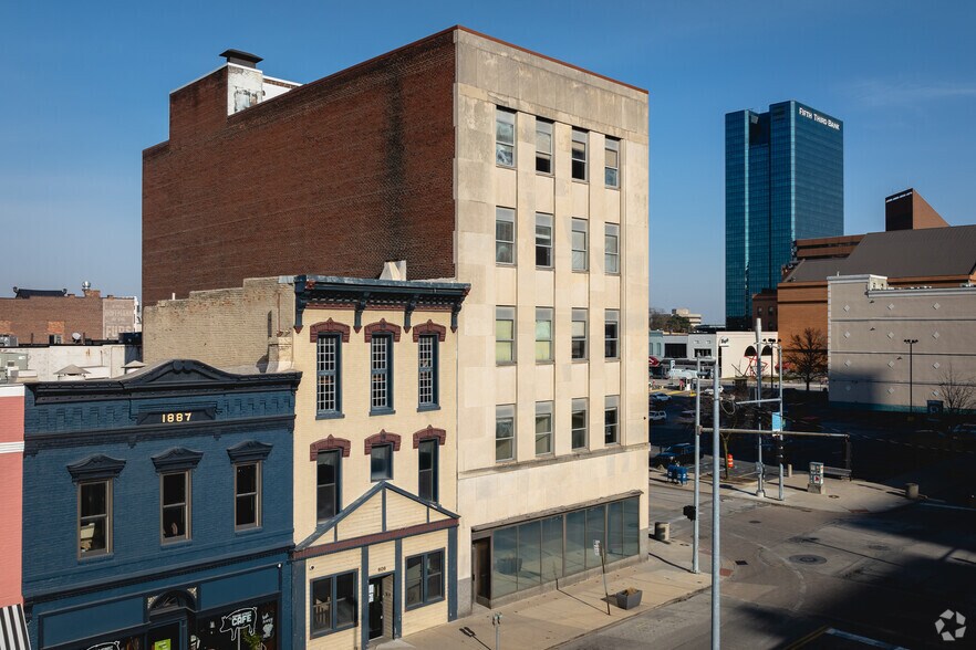 405 N Huron St, Toledo, OH à louer - Photo de l’immeuble – Image 2 sur 5