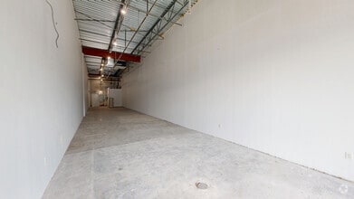 150 Greaves Ln, Staten Island, NY à louer Numérisation 3D Matterport– Image 1 sur 7
