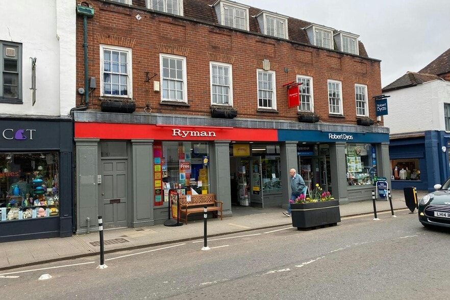 42-43 Downing St, Farnham à louer - Photo principale – Image 1 sur 1