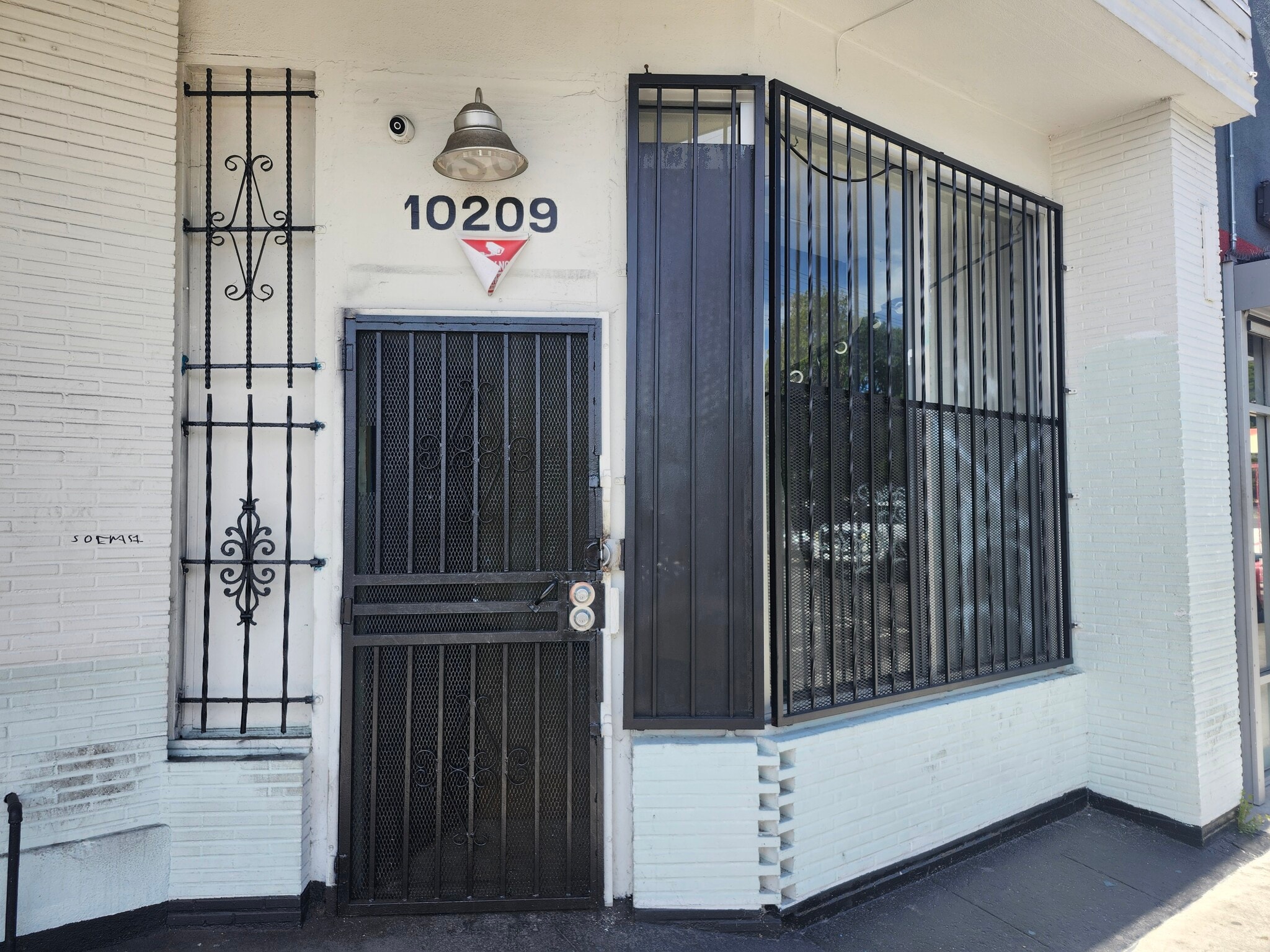 10209 S Central Ave, Los Angeles, CA à louer Photo intérieure– Image 1 sur 13