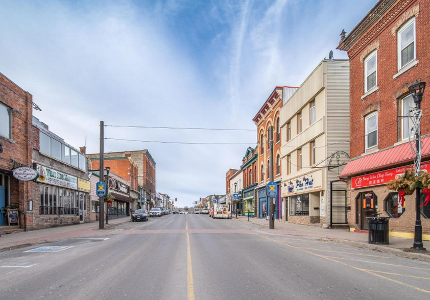 138 King St E, Gananoque, ON à louer - Autre – Image 3 sur 5