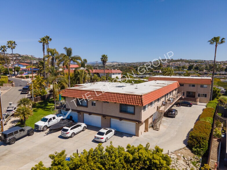 27512 Del Gado Rd, San Clemente, CA à vendre - Photo de l’immeuble – Image 2 sur 12