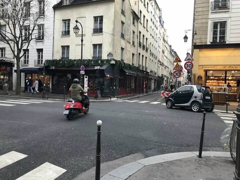 Local commercial dans Paris à vendre - Photo de l’immeuble – Image 1 sur 1