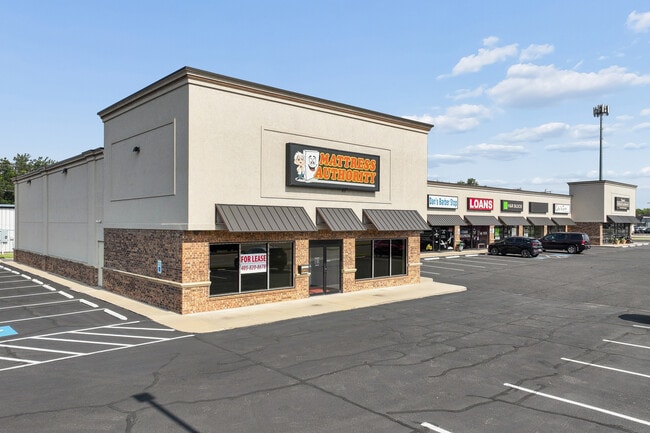 Plus de détails pour 601-617 S Broadway, Edmond, OK - Local commercial à louer