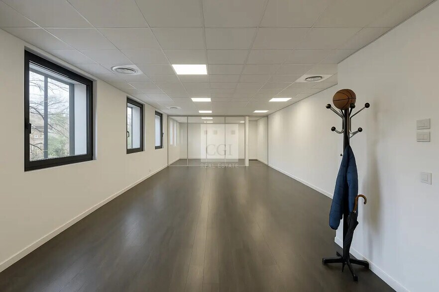 Bureau dans Meylan à louer - Photo de l’immeuble – Image 1 sur 4