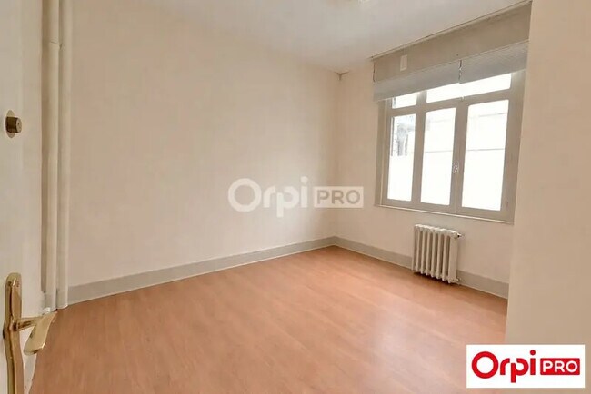 Plus de détails pour Bureau à vendre